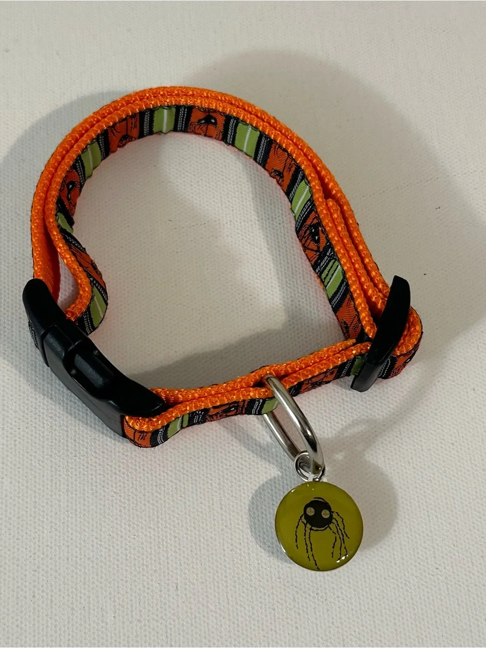 HALLOWEEN SPIDER LIGHT UP COLLAR